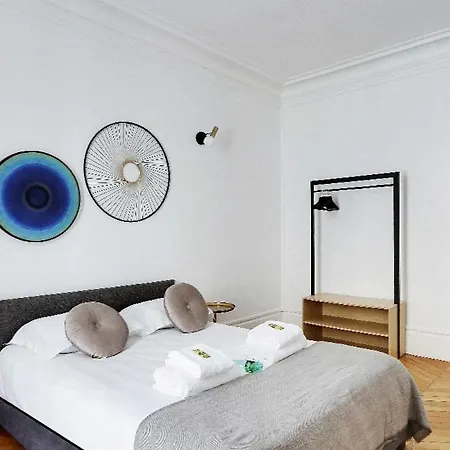 High-end 4br Close To Champs-elysees * باريس