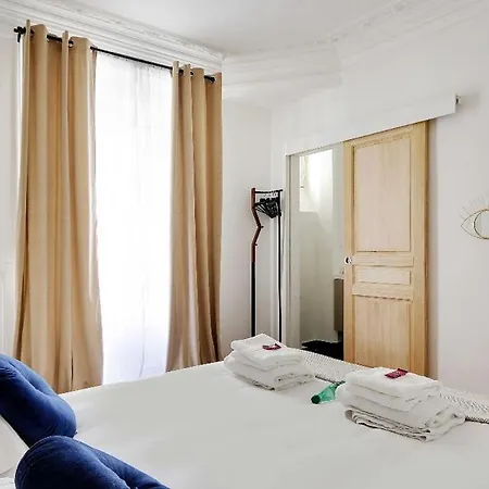 High-end 4br Close To Champs-elysees * Paris