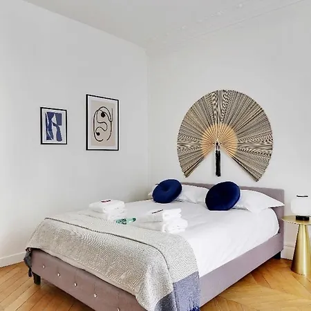 High-end 4br Close To Champs-elysees
